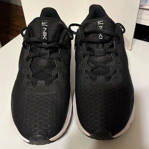 Nike women’s legend essential two premium training, sneakers/shoes CQ9545–001